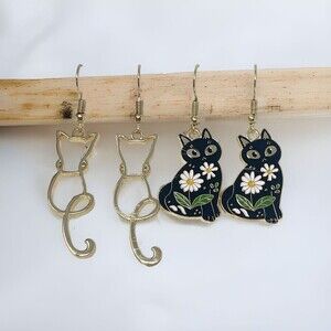 Lot Of 2 Pair Cat Lover‎ Earrings Kitten Jewelry Quirky Funky Dangle Bundle Set